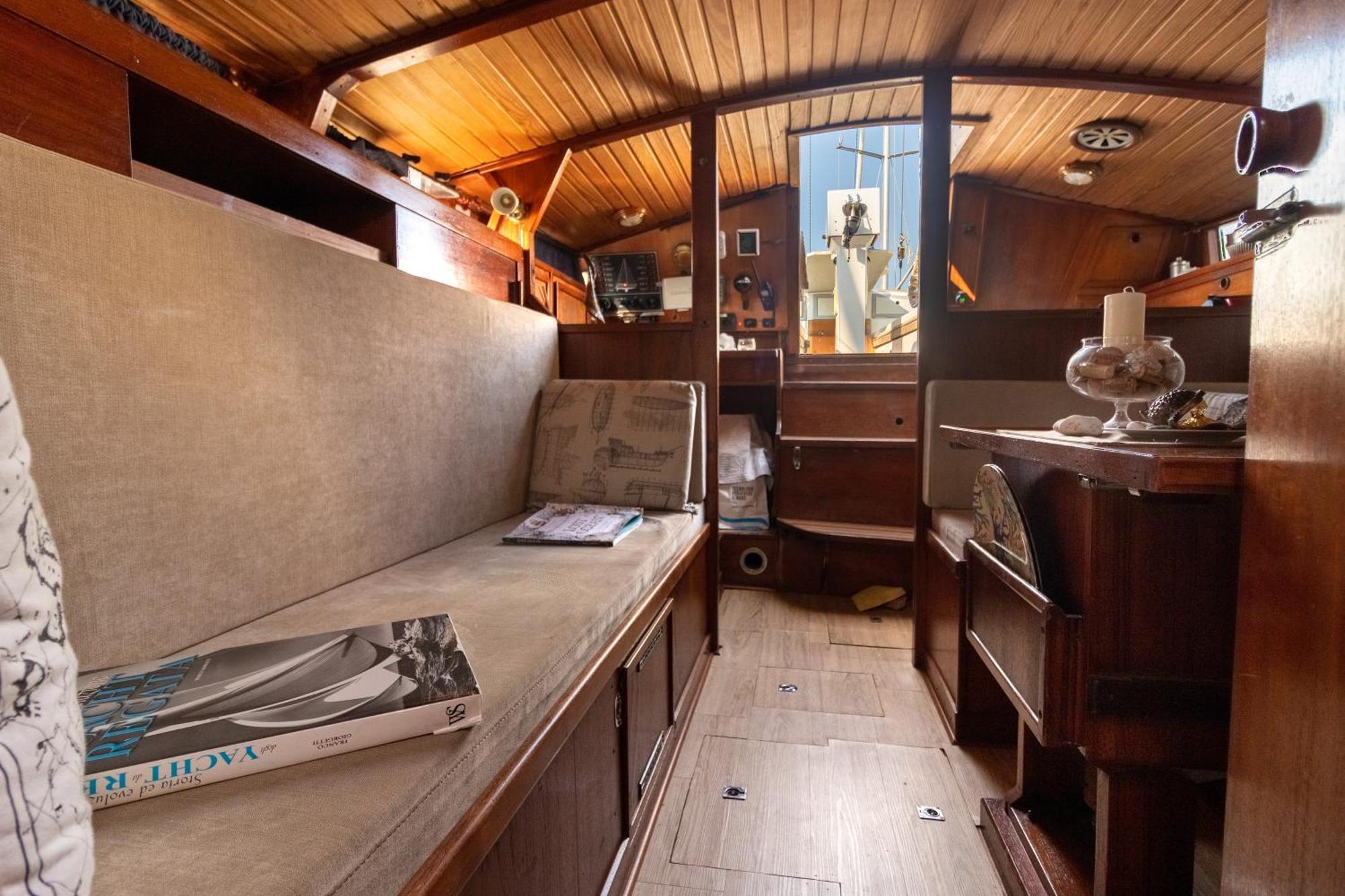 ホテル Quo Vadis Yacht バーリ エクステリア 写真